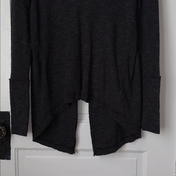 WE THE FREE BY FREE PEOPLE SPLIT BACK LONG SLEEVE TURTLENECK TUNIC TOP - Picture 4 of 8